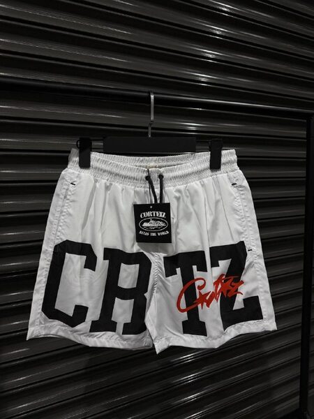 Apparel — TGJbOotBOYZo
