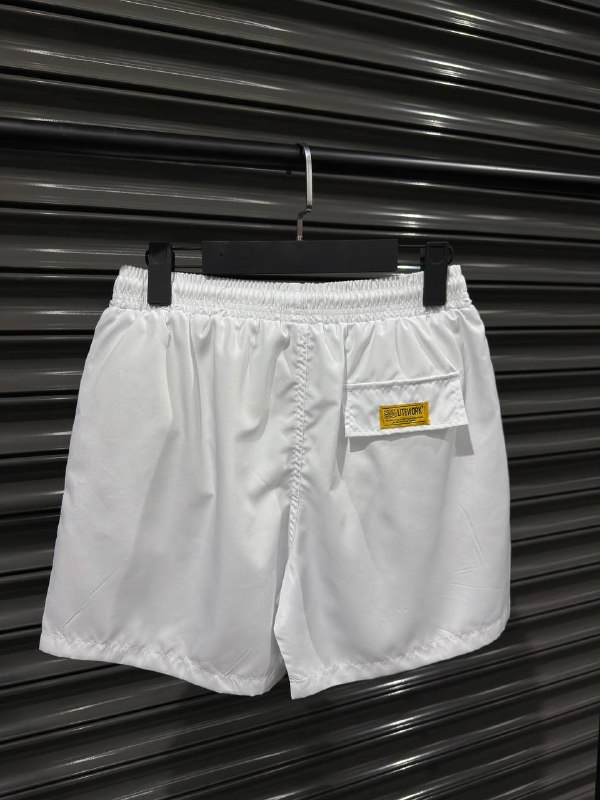 Apparel — TGJbOotBOYZo view