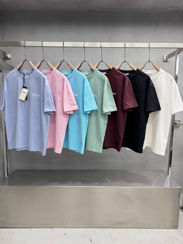 Apparel — TGJeQmFel6Jt view