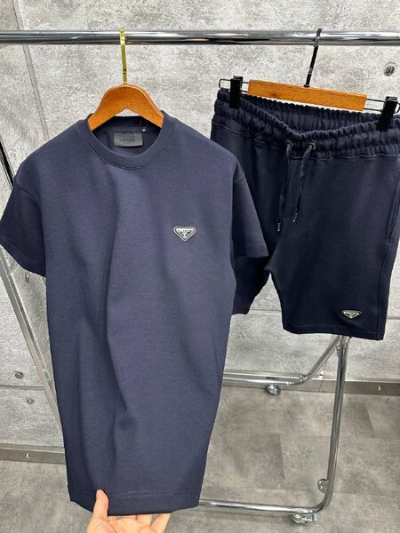Apparel — TGJhGQBVexES view 2
