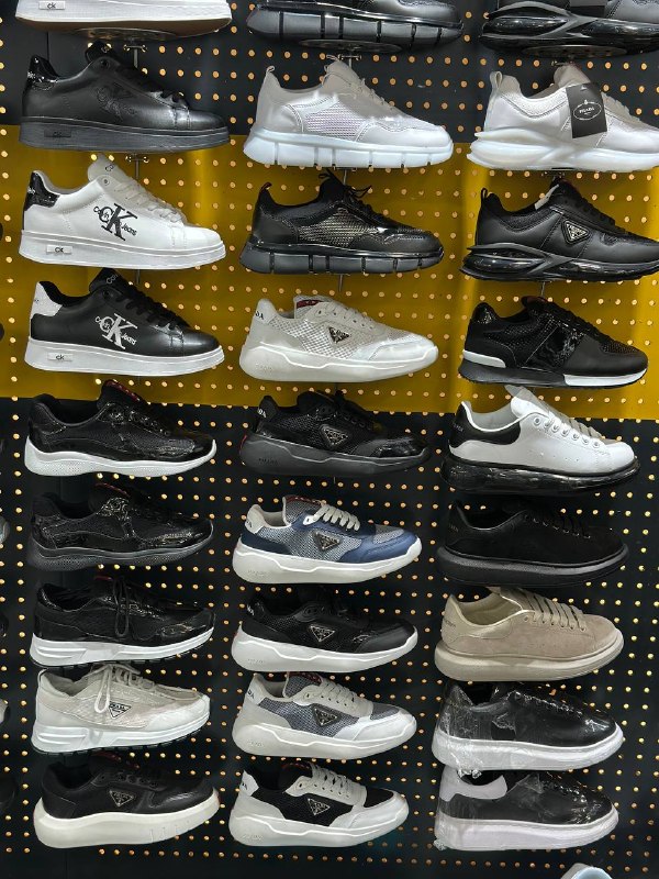 Men's Sneakers — TGJieDL7Pu-E view