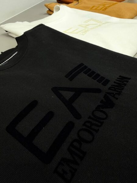 Apparel — TGJlqgPsJaCq view 2