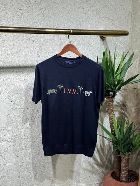 Apparel — TGJmlIvmPMQb