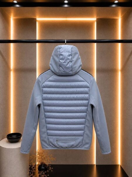 Apparel — TGJpRQHgmGgF view 5