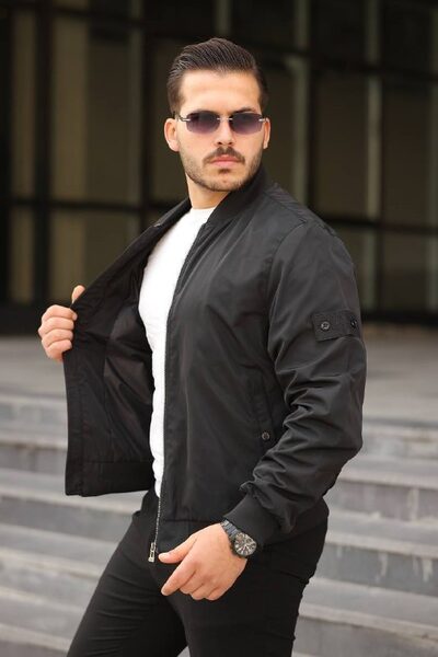 Apparel — TGJq62MurSww view 3