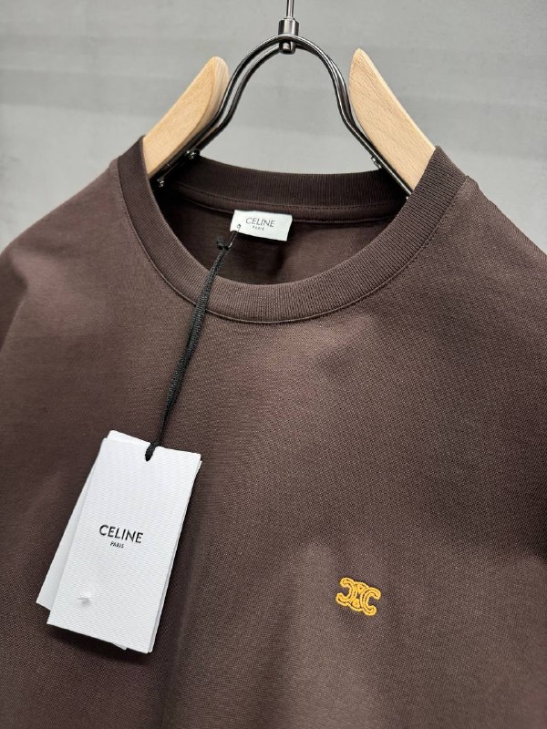 Apparel — TGJz9Pau_hCn