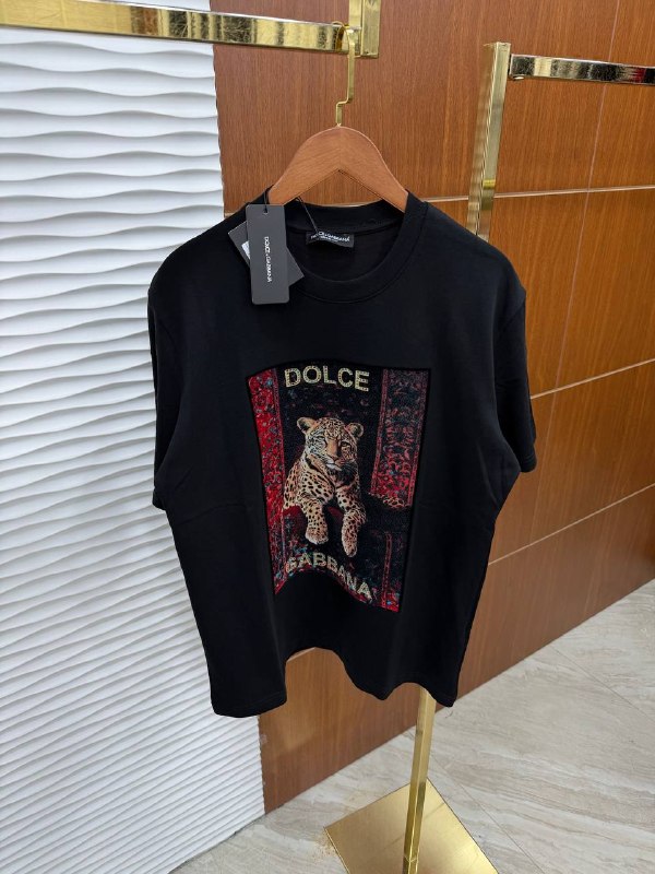 Apparel — TGK4czTKP1As