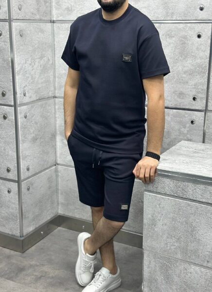 Apparel — TGK8OKEebirZ
