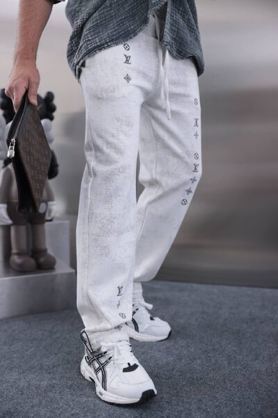 Apparel — TGKNDiZqj3UD view 3