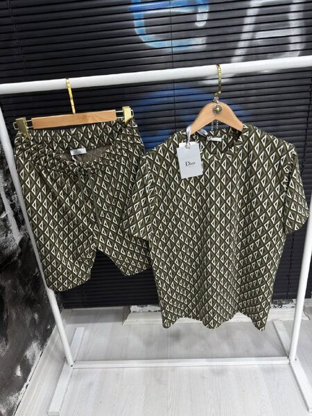 Apparel — TGKNQ88kk5eE view 7