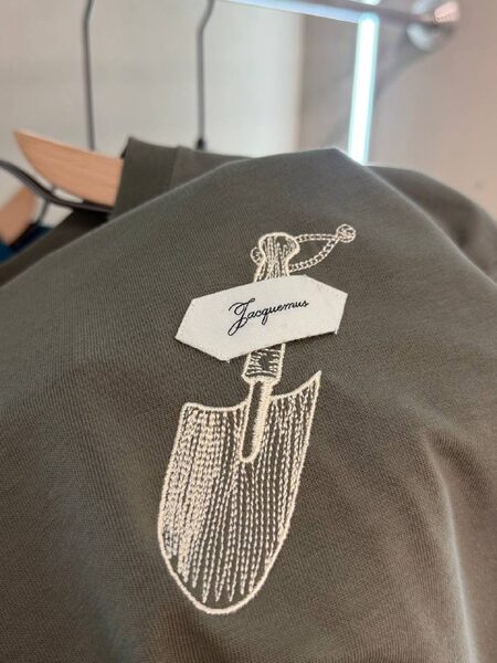 Apparel — TGKPJgV6s-9f view 3