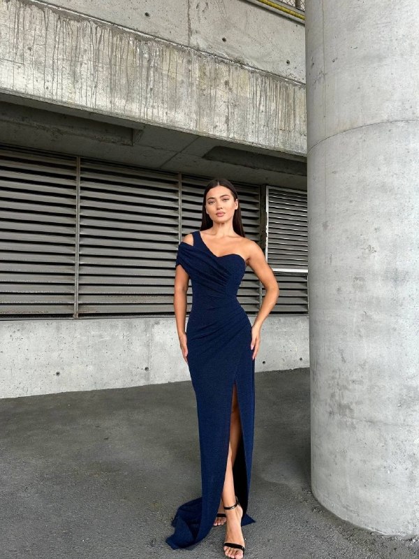 Apparel — TGKT0s6mW7Dh