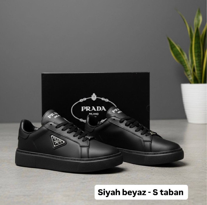 Men's Sneakers — TGKc96RxQgOg