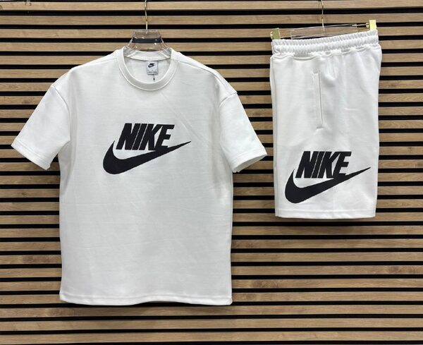 Apparel — TGKg5HRcH4gL