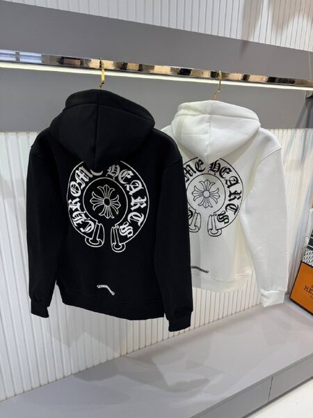 Apparel — TGKh1YwhQkHm view 4