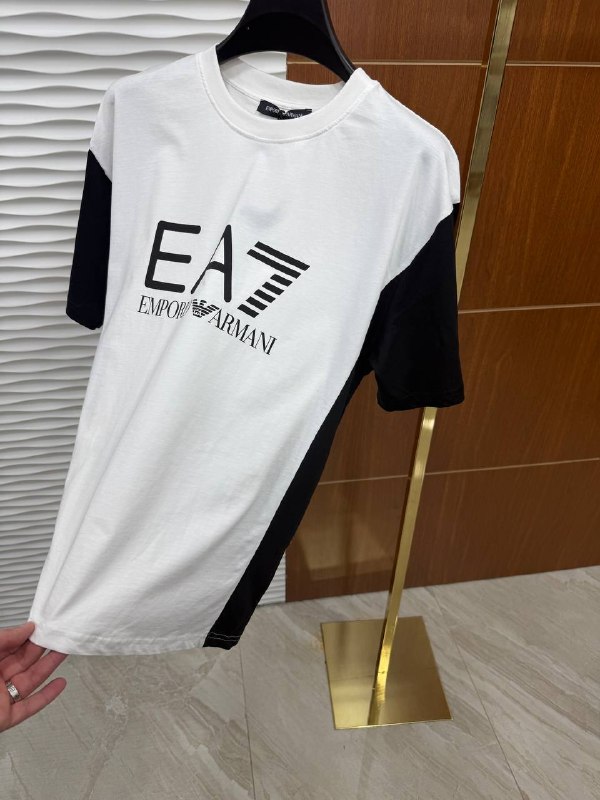 Apparel — TGKiMjbeUo2P view