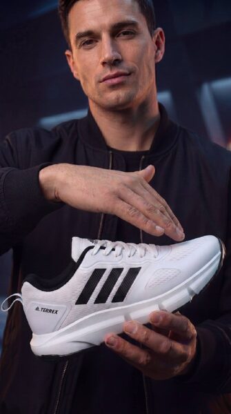 Men's Sneakers — TGKrl6c3T810 view 2
