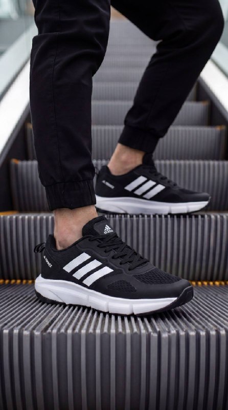 Men's Sneakers — TGKrl6c3T810 view