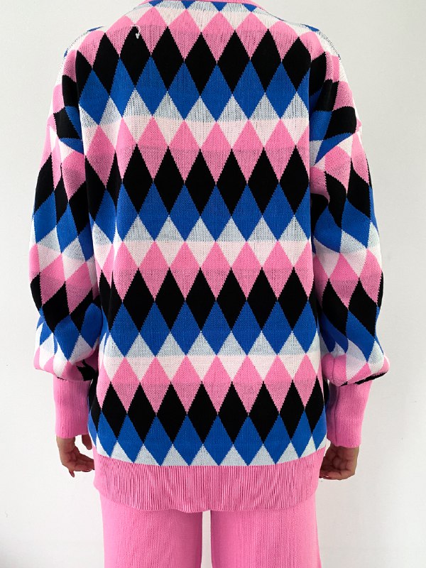 Apparel — TGKv5-_TYd9Y