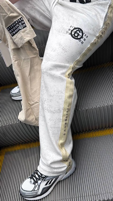 Apparel — TGKwH_19m8FF