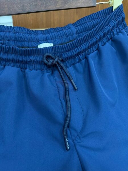Apparel — TGL4liRRwSi6 view 3