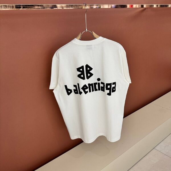 Apparel — TGL9Rn1aKI2l view 2