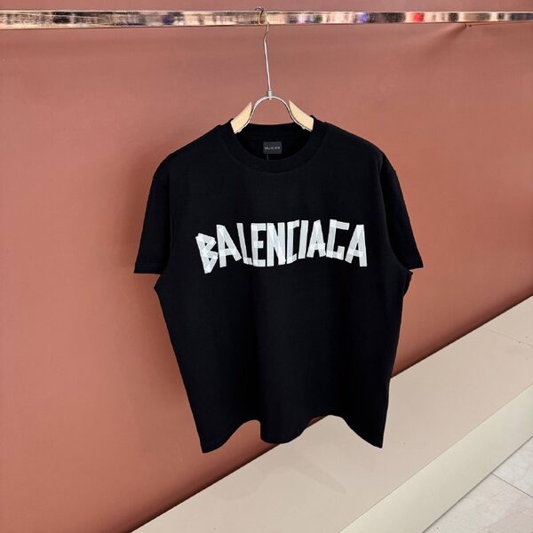 Apparel — TGL9Rn1aKI2l view 3
