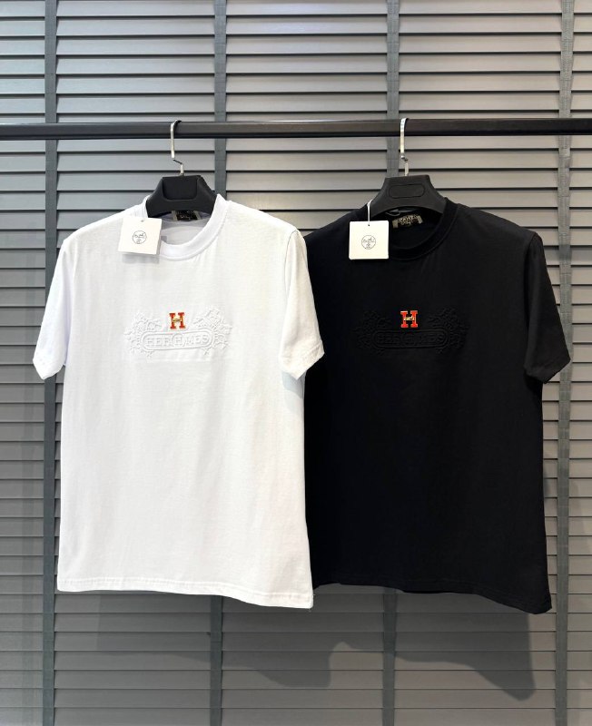 Apparel — TGLH1pbBppjw view
