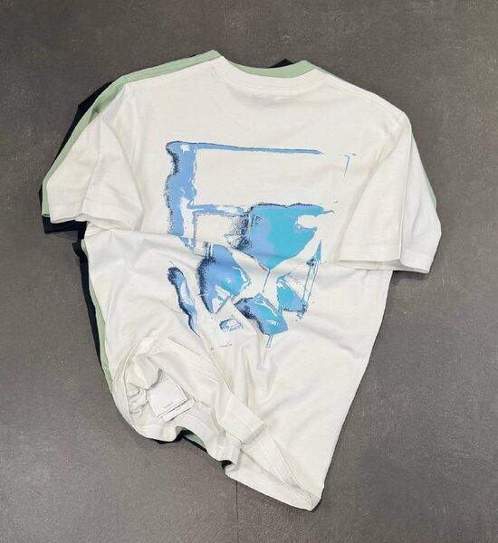 Apparel — TGLJyWIA3qjO view 4