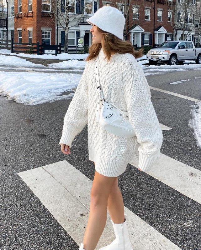 Apparel — TGLO5R7XNwkI