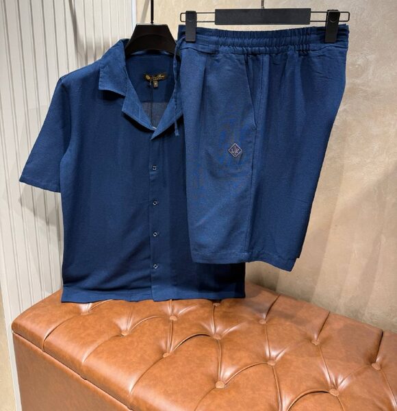 Apparel — TGLViDPY1ldB