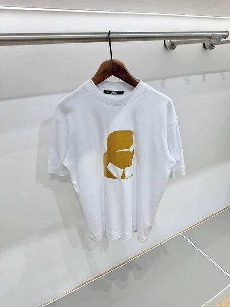 Apparel — TGLW4JF0AhHV
