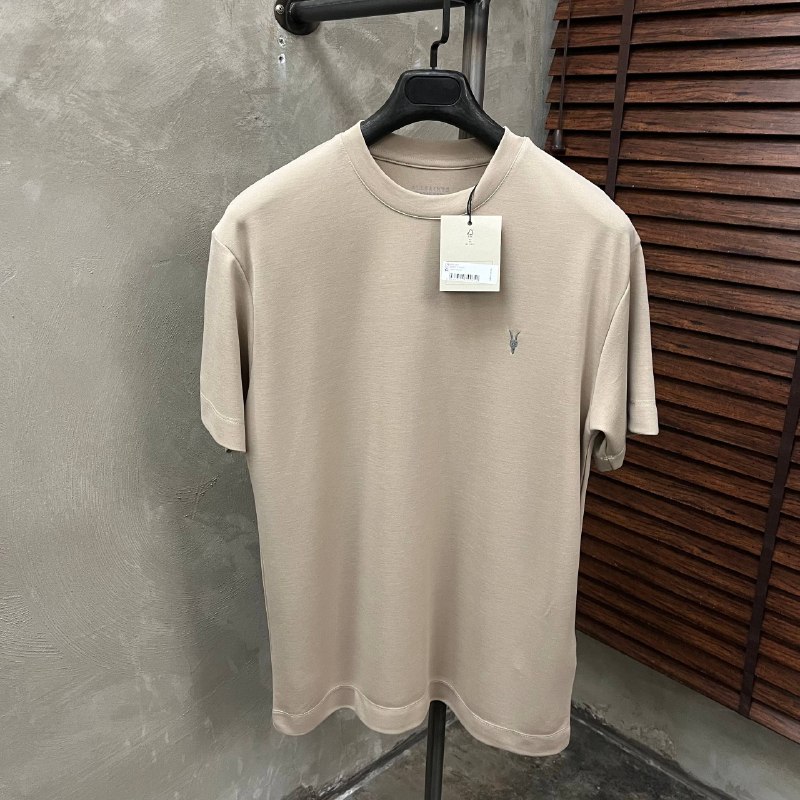 Apparel — TGLYQNxT67kU view
