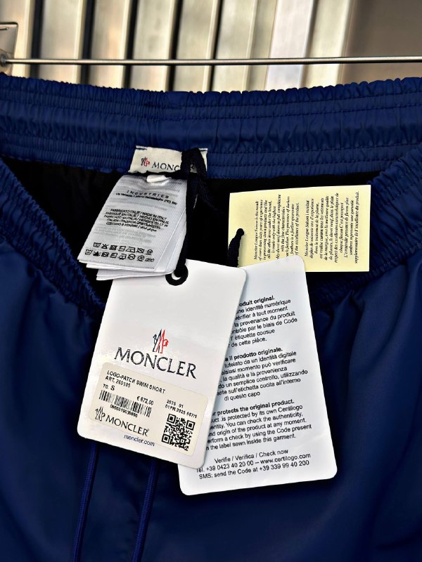 Apparel — TGLb0nl2fU4U view
