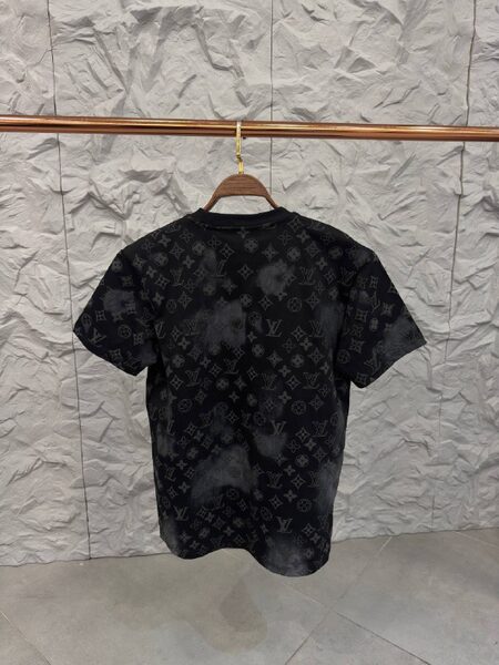 Apparel — TGLfVLnQqYF9 view 4