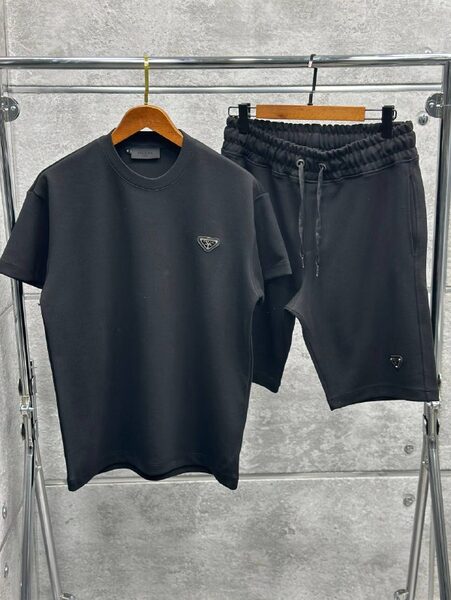 Apparel — TGLp6fKeEZpi