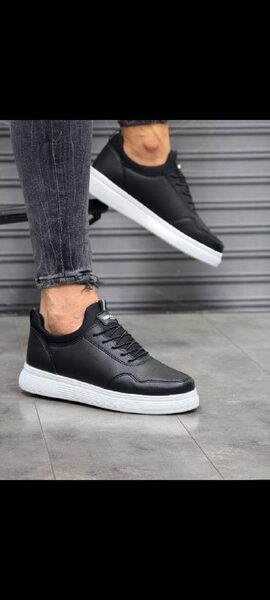 Men's Sneakers — TGLtIZsCg17K view 3