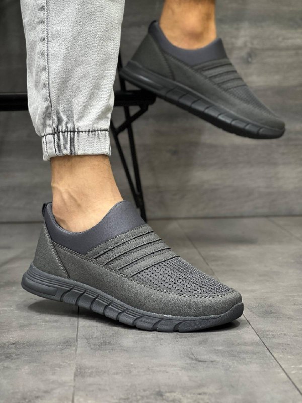 Men's Sneakers — TGLtIZsCg17K view