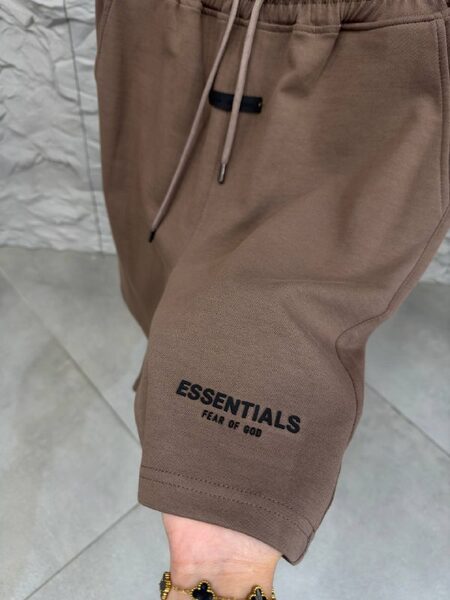 Apparel — TGLxIJnJW8kI view 4
