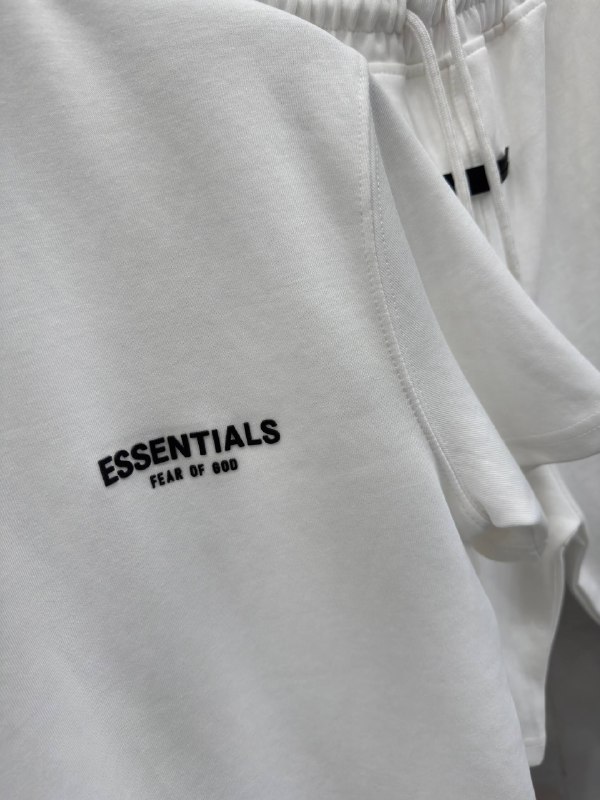 Apparel — TGLxIJnJW8kI view