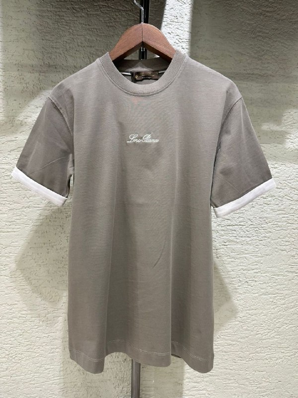 Apparel — TGLxUOQgOqd1 view