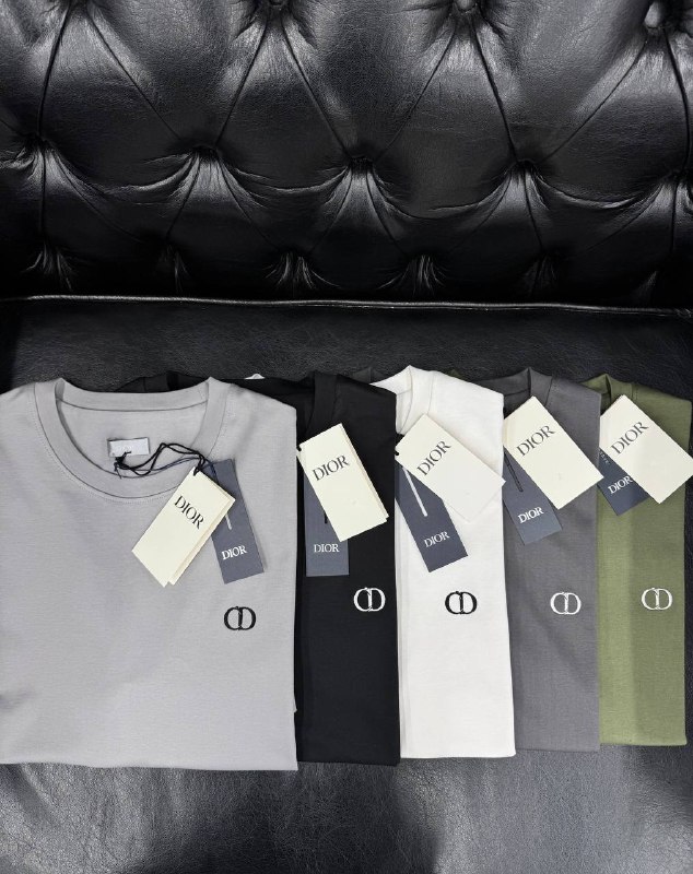 Apparel — TGM0grr7JddU view