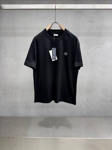Apparel — TGM0grr7JddU view 5