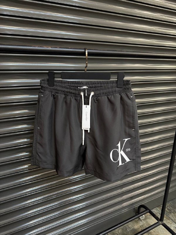 Apparel — TGM0pyQEiNcB view