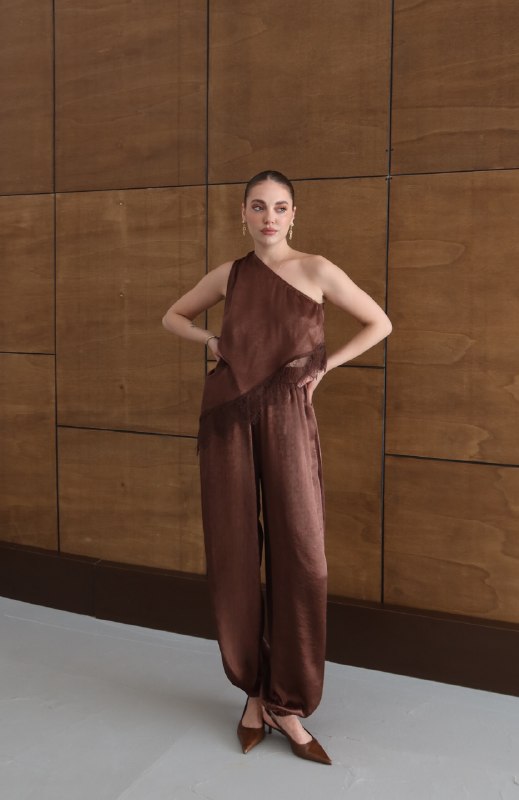 Apparel — TGM2SpczRcHV view