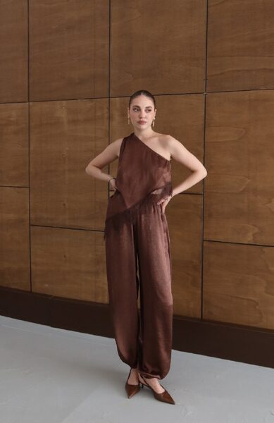 Apparel — TGM2SpczRcHV view 2