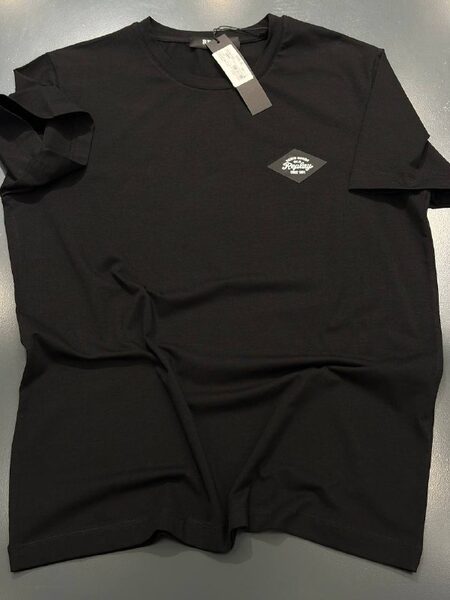 Apparel — TGM7hTA62zX0