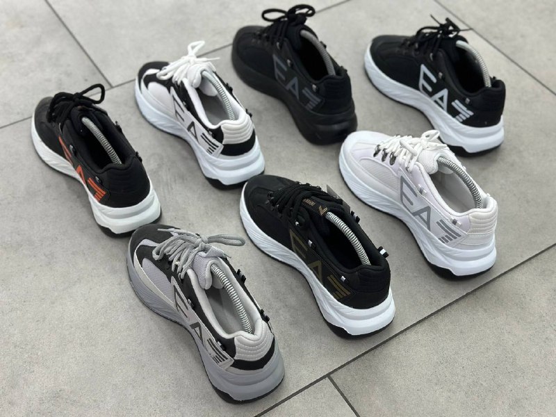 Men's Sneakers — TGMELns37zw2 view