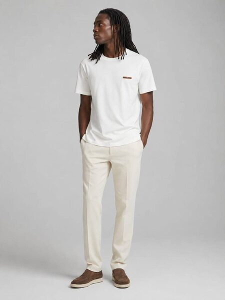 Apparel — TGMFNn8VCgCV view 7