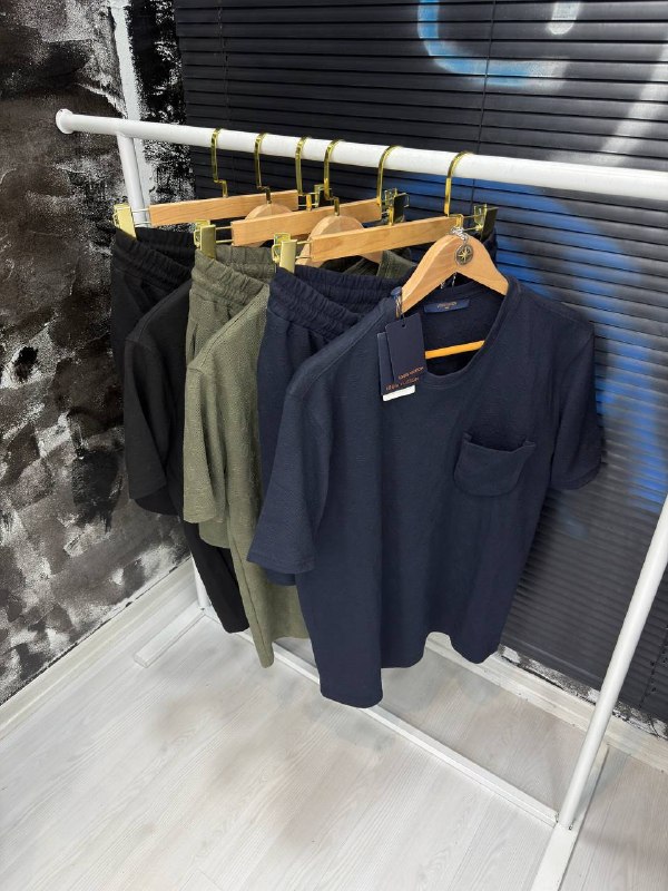 Apparel — TGMHBhrlW6x6 view